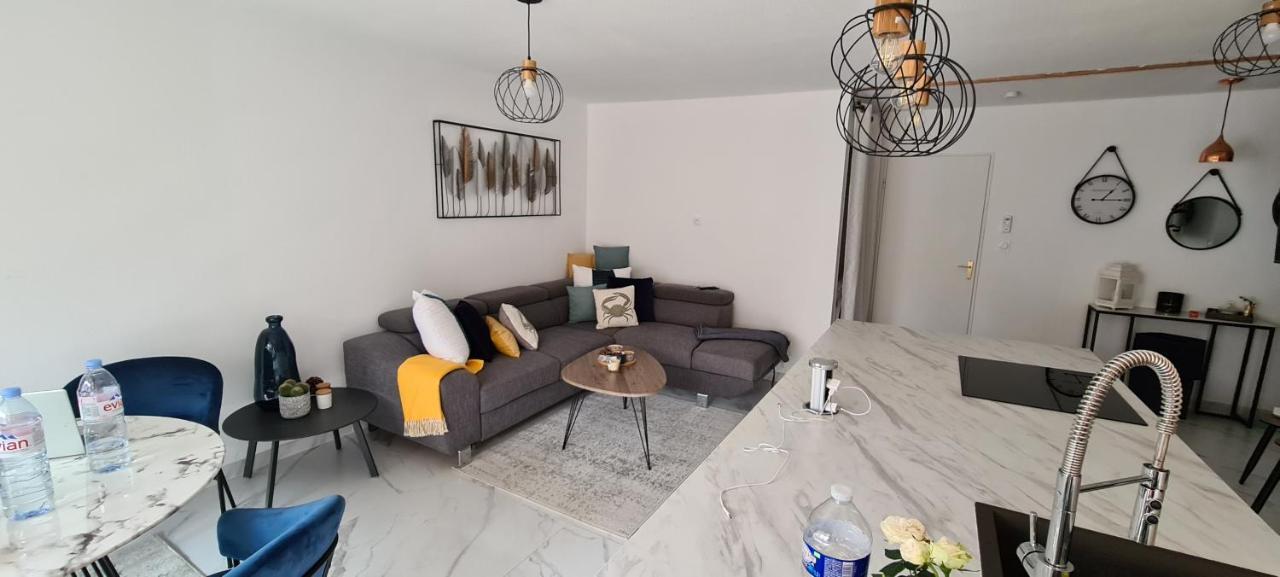 En Exclusivite T3 A 2 Pas Des Plages De St Raphael แซ็งต์-ราฟาเอล ภายนอก รูปภาพ