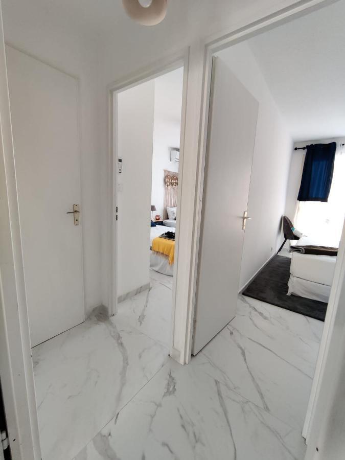 En Exclusivite T3 A 2 Pas Des Plages De St Raphael แซ็งต์-ราฟาเอล ภายนอก รูปภาพ