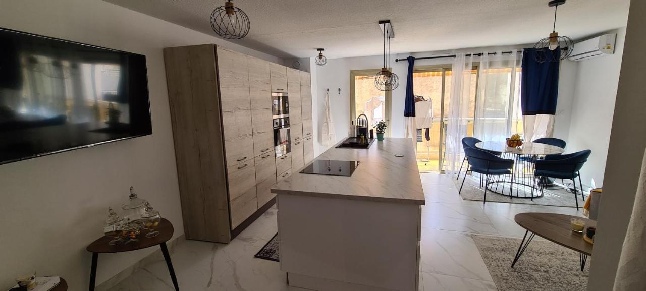 En Exclusivite T3 A 2 Pas Des Plages De St Raphael แซ็งต์-ราฟาเอล ภายนอก รูปภาพ